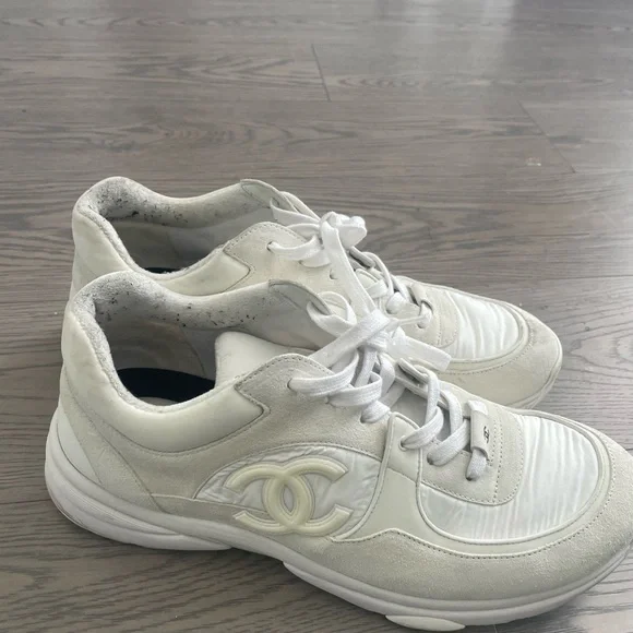 【貴重】【極美品】CHANEL シューズ スパンコール(24.0〜24.5) CHANEL】華やかゴールドで注目の的☆シャネルスニーカー (CHANEL